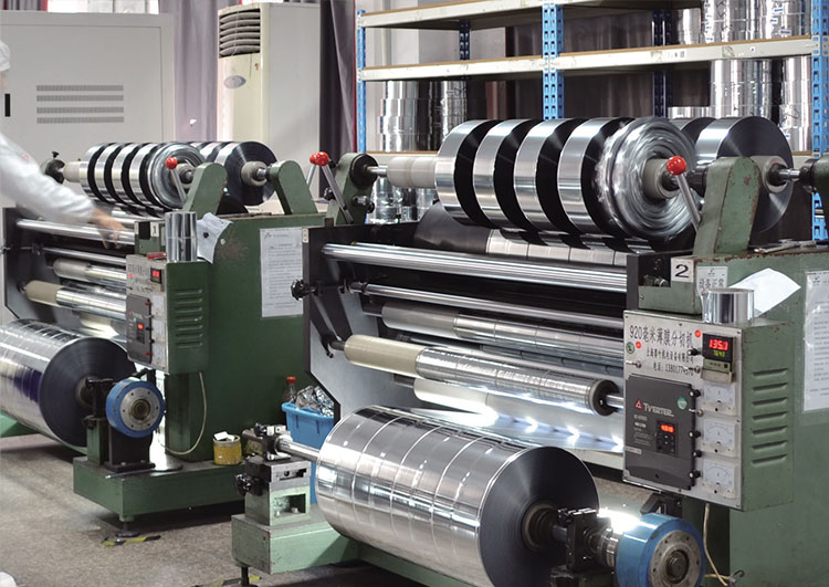 自动薄膜分切机